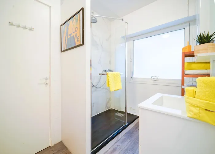 アパート Spacious Family Apartment Near Bastille & Marais パリ